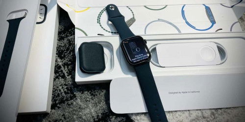 Apple Watch Series 7 vừa nhận bản cập nhật mới hoàn thiện chế độ sạc pin