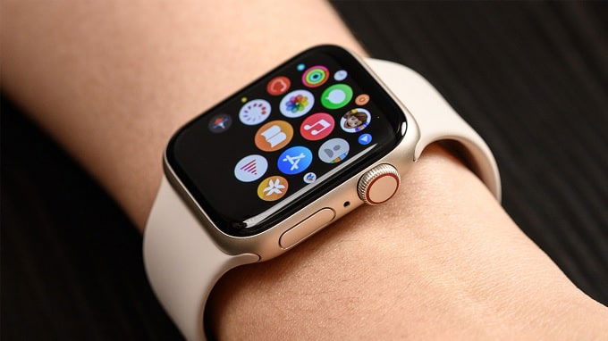 Apple Watch SE 2022 với chip S5 lõi kép với tốc độ xử lý nhanh hơn gấp 2 lần người tiền nhiệm