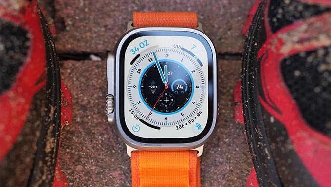 Khung viền màn của Apple Watch Ultra được làm bằng nguyên liệu Titan 