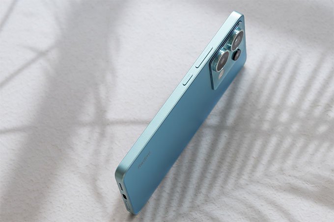 Xiaomi Redmi Note 13 Pro có thiết kế hiện đại, đẹp mắt