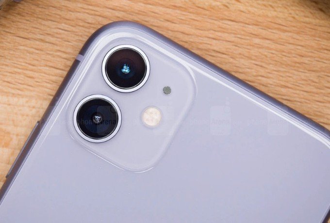Camera iPhone 11 64GB