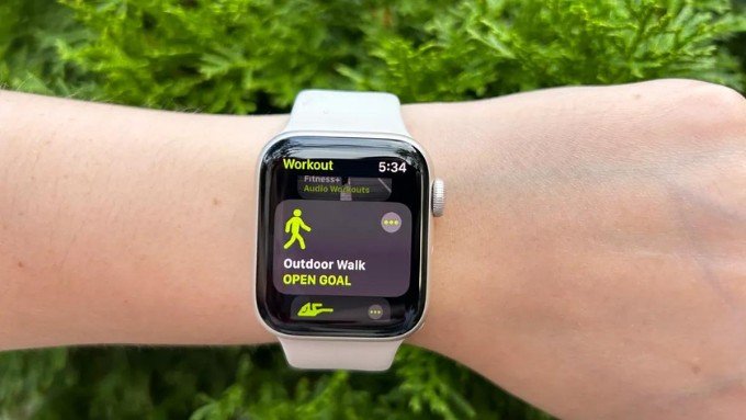 Apple Watch SE 2022 44mm (GPS)