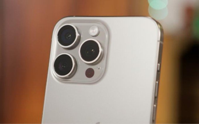 Camera iPhone 15 Pro Max