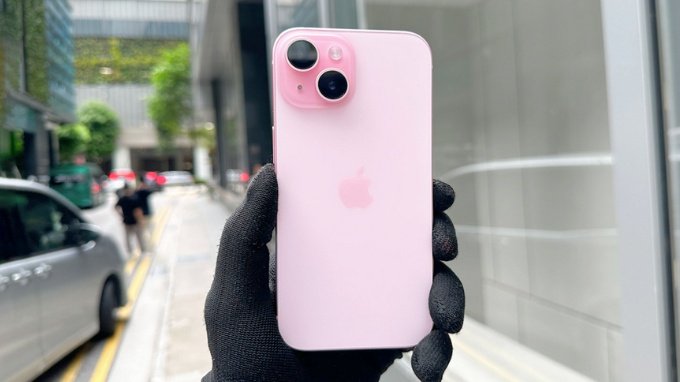 Màu hồng trên iPhone 15 có sự khác biệt