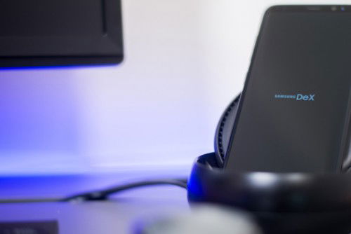 3 smartphone thực thụ hơn khi có thể sử dụng được Samsung Dex