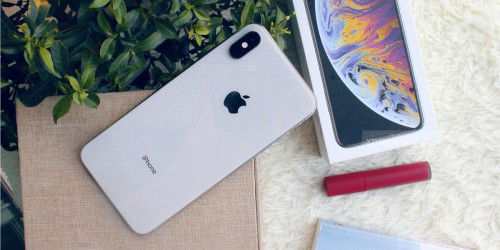 Mua iPhone Xs Max 2 SIM có phải là xài sang, chơi trội?