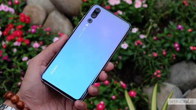 Huawei sử dụng ba camera ở mặt sau P20 Pro