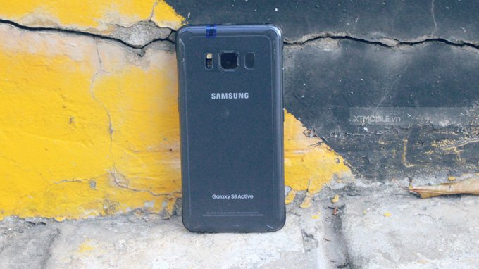 Galaxy S8 Active là điện thoại bền bỉ nhất, đạt tiêu chuẩn độ bền quân đội Mỹ 