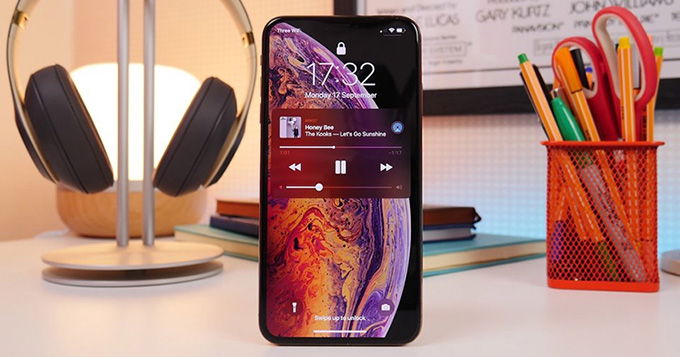 iPhone XS Max được gia tăng kích thước màn hình lên thành 6.5 inch