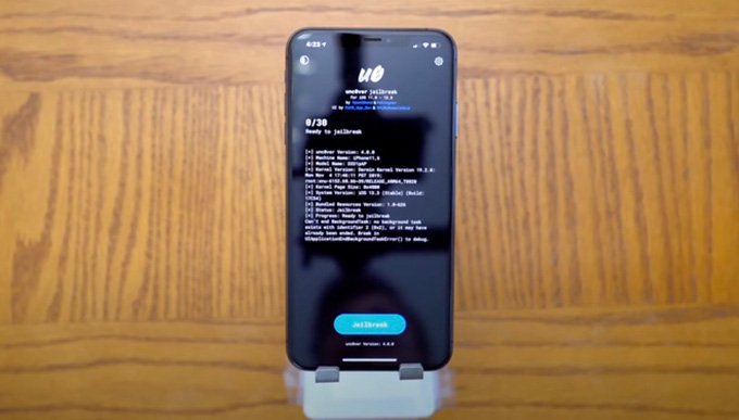 Chuyên Bẻ Khoá iCloud iPhone 12 Pro Max 12 Pro 12 Mini Hà Nội SàiGòn