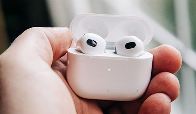 AirPods 4 có thời lượng sử dụng tối đa là 30 tiếng