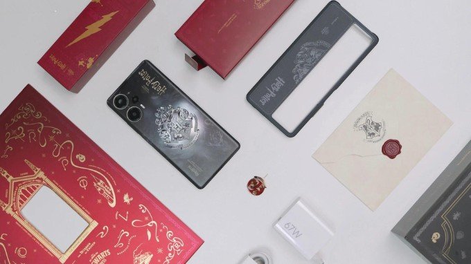 Hộp phụ kiện Xiaomi Redmi Note 12 Turbo Harry Potter