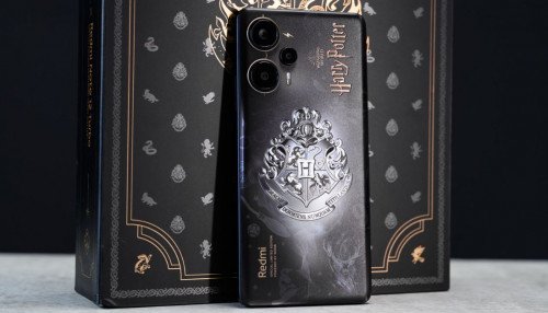 Đây là mẫu điện thoại mà fan Harry Potter không thể bỏ qua!