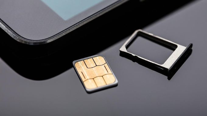 eSIM và SIM vật lý khác nhau như thế nào?
