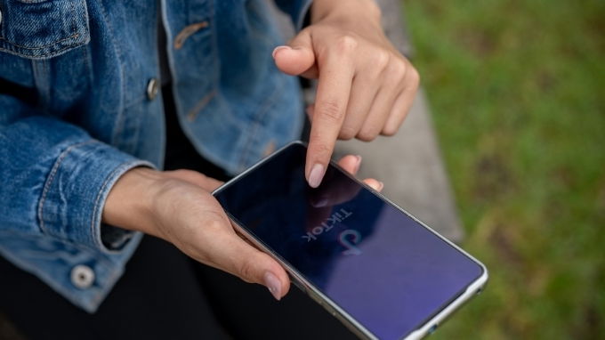 Việc ẩn danh sách follow trên Tik Tok giúp kiểm soát dữ liệu của người dùng