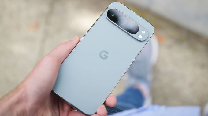 Google Pixel 9 Pro XL 256GB tiếp tục thừa hưởng ngôn ngữ thiết kế đặc trưng của dòng Pixel