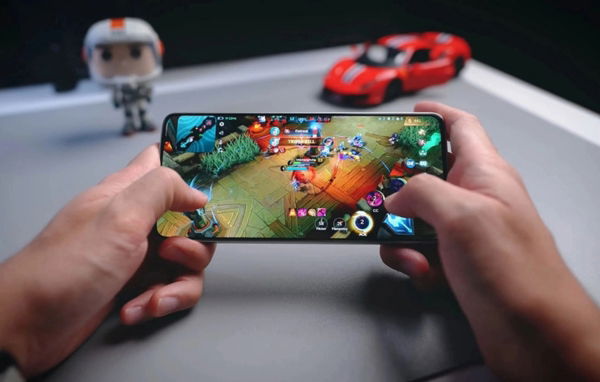 Thoả thích chơi game cả ngày dài với con chip Dimensity 9300 Plus