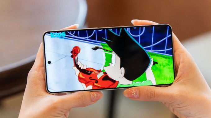 Galaxy S26 Edge được trang bị tấm nền LTPO AMOLED 2X kích thước 6.7 inch