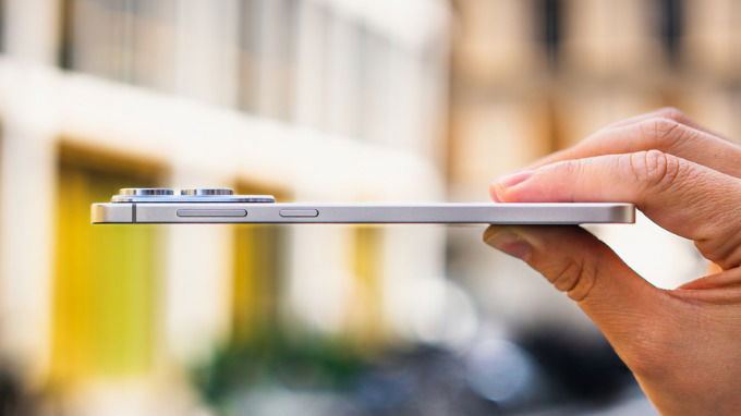 SS S26 Edge có thiết kế siêu mỏng cực ấn tượng