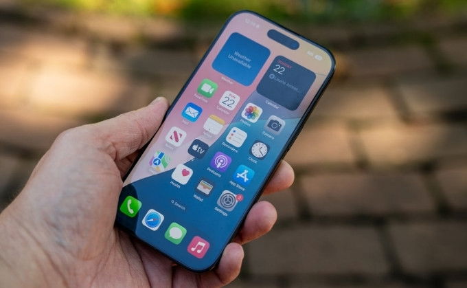thuy trang　iPhone16Pro iPhone 16 thuyngo1