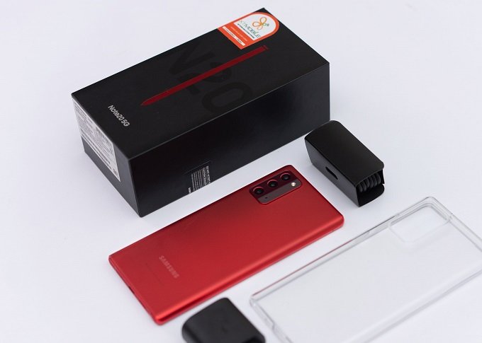 Chiếc Galaxy Note 20 5G màu đỏ tại XTmobile