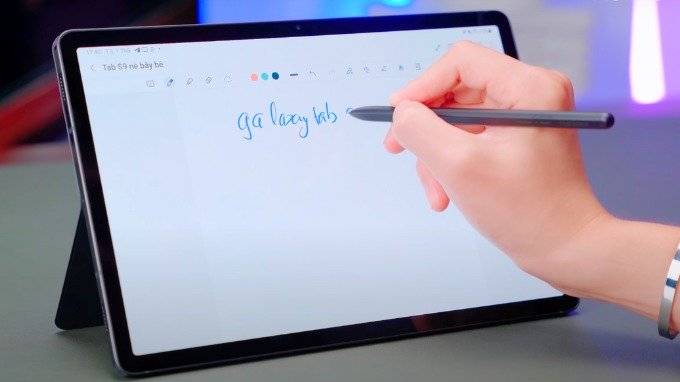Bút S Pen thần thánh trên Galaxy Tab S9 Wifi